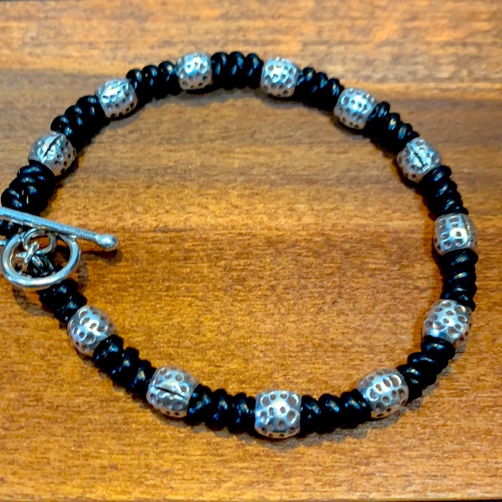 Men’s Sterling Silver & Leather bracelet.